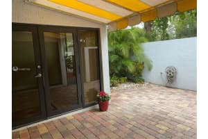 6386 Jack Rabbit Ln, Hialeah, FL 33014, Sold 01/12/21