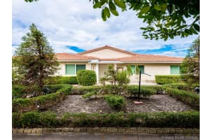 585 Fairway Dr, Miami Beach, FL 33141, Sold 03/01/21