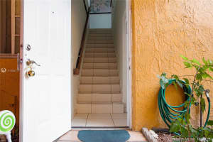 7480 NW 175th St, Hialeah, FL 33015, Sold 02/10/21