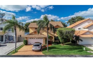 7737 NW 187th Terrace, Hialeah, FL 33015, Sold 01/29/21