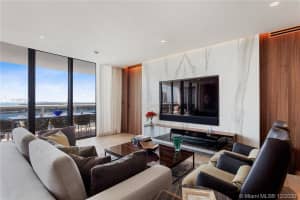 400 Alton Rd, Miami Beach, FL 33139, Sold 02/02/21