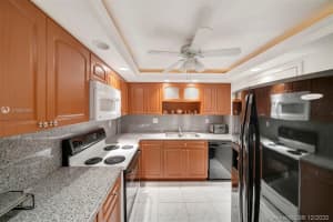 1913 S Ocean Dr, Hallandale Beach, FL 33009, Sold 03/03/21