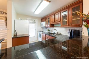 1040 SE 4th Ave, Deerfield Beach, FL 33441, Sold 02/22/21