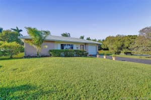 10222 NW 80th Ct, Tamarac, FL 33321, Sold 03/25/21