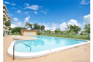 800 NE 195th St, Miami, FL 33179, Sold 06/24/21