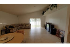 9750 Glacier Dr, Miramar, FL 33025, Sold 12/08/20