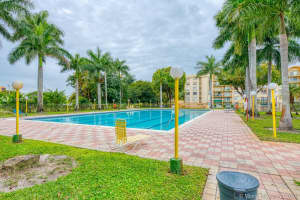 9320 Fontainebleau Blvd, Miami, FL 33172, Sold 01/21/21