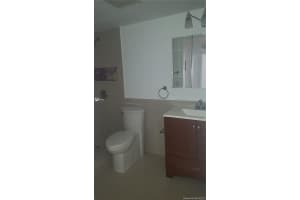 241 W Park Dr, Miami, FL 33172, Sold 05/17/21