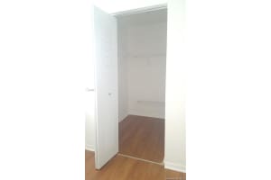 241 W Park Dr, Miami, FL 33172, Sold 05/17/21