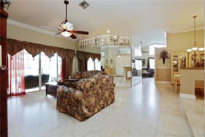 1245 Fairfax Ct, Weston, FL 33326, Sold 02/16/21