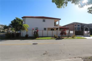 16420 SW 52nd St, Miami, FL 33185, Sold 03/19/21