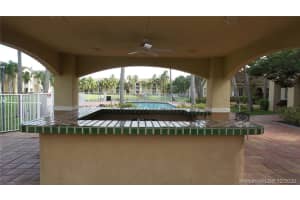 2640 S University Dr, Davie, FL 33328, Sold 03/01/21