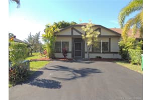 8023 NW 100th Dr, Tamarac, FL 33321, Sold 01/15/21