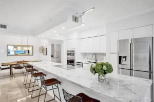 4775 Collins Ave, Miami, FL 33140, Sold 08/13/21