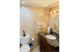205 W 61st Pl #2735, Hialeah, FL 33016, Sold 01/29/21