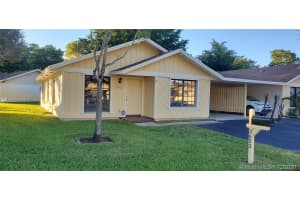 3653 W Bell Dr, Davie, FL 33328, Sold 02/19/21