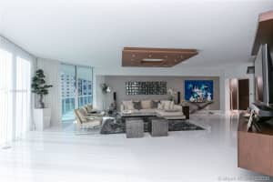 2711 S Ocean Dr, Hollywood, FL 33019, Sold 03/15/21