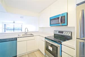 10288 NW 9th St Cir, Miami, FL 33172, Sold 02/02/21