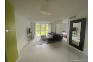 3475 N Country Club Dr, Miami, FL 33180, Sold 06/21/21