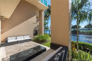 3330 NE 190th St, Aventura, FL 33180, Sold 03/31/21