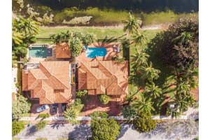 16035 NW 81st Ct, Miami Lakes, FL 33016, Sold 02/23/21