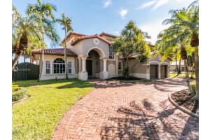 16035 NW 81st Ct, Miami Lakes, FL 33016, Sold 02/23/21