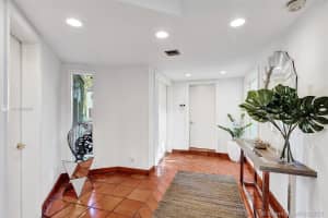 1930 S Oak Haven Cir, Miami, FL 33179, Sold 05/28/21