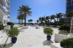 6917 Collins Ave, Miami Beach, FL 33141, Sold 05/11/21
