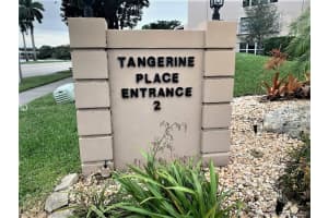 9440 Tangerine Pl, Davie, FL 33324, Sold 04/09/21