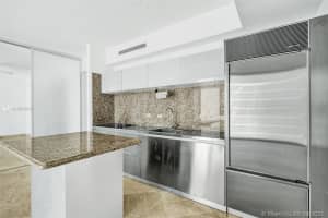 1040 Biscayne Blvd, Miami, FL 33132, Sold 09/20/21
