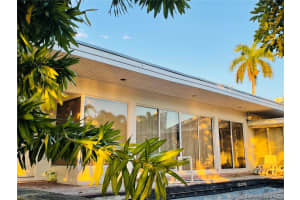 19020 N Bay Rd, Sunny Isles Beach, FL 33160, Sold 09/29/21