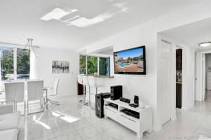 250 180th Dr, Sunny Isles Beach, FL 33160, Sold 05/10/21