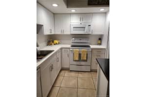 7418 SW 105th Pl, Miami, FL 33173, Sold 01/20/21