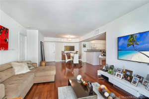 1155 Brickell Bay Dr, Miami, FL 33131, Sold 04/06/21