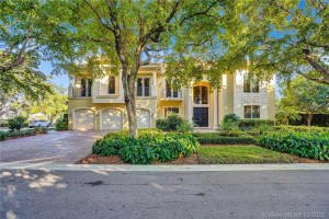 70 N Compass Dr, Fort Lauderdale, FL 33308, Sold 04/15/21
