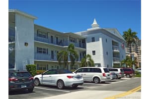470 Paradise Isle Blvd, Hallandale Beach, FL 33009, Sold 06/15/21