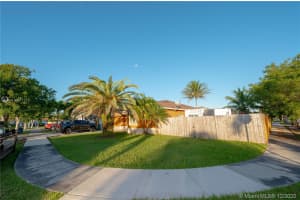 719 SE 12th Ter, Homestead, FL 33033, Sold 02/19/21