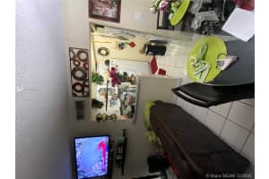 650 W Park Dr, Miami, FL 33172, Sold 09/16/21