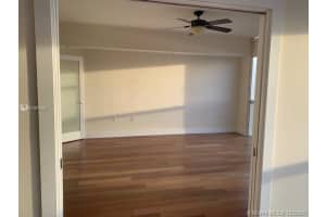 400 Alton Rd, Miami Beach, FL 33139, Sold 03/15/21