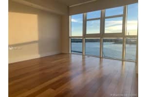 400 Alton Rd, Miami Beach, FL 33139, Sold 03/15/21
