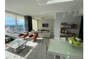 1040 Biscayne Blvd, Miami, FL 33132, Sold 03/10/21