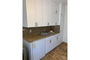 5055 Collins Ave CAB6, Miami Beach, FL 33140, Sold 05/18/21