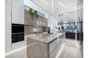 18530 N Bay Rd, Sunny Isles Beach, FL 33160, Sold 04/29/21