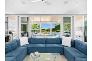 7815 Atlantic Way, Miami Beach, FL 33141, Sold 04/09/21