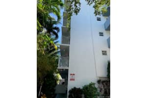 61 Collins Ave, Miami Beach, FL 33139, Sold 03/10/21