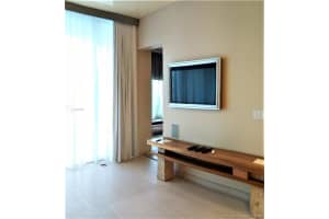 2100 Park Ave, Miami Beach, FL 33139, Sold 03/23/21