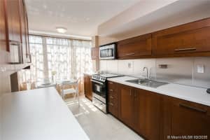 250 180th Dr, Sunny Isles Beach, FL 33160, Sold 05/06/21