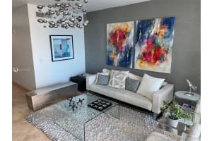 3330 NE 190th St, Aventura, FL 33180, Sold 01/19/21