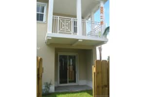 10700 NW 77th St, Doral, FL 33178, Sold 04/09/21