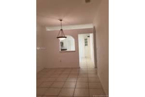 6912 NW 179th St, Hialeah, FL 33015, Sold 04/15/21